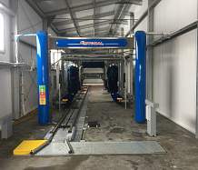 Туннельная (конвейерная) автомойка 4TC1000 с длиной конвейера 23,9 м. на оборотном водоснабжении